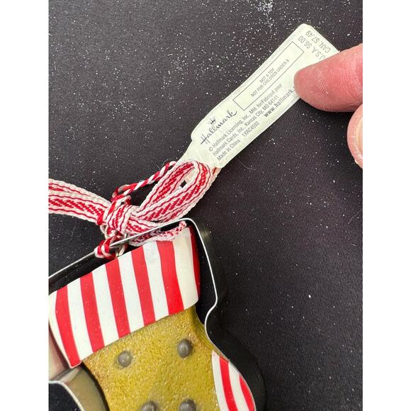 Hallmark Gingerbread Christmas Stocking Cookie Cutter Iced Christmas Ornament - Picture 4 of 6